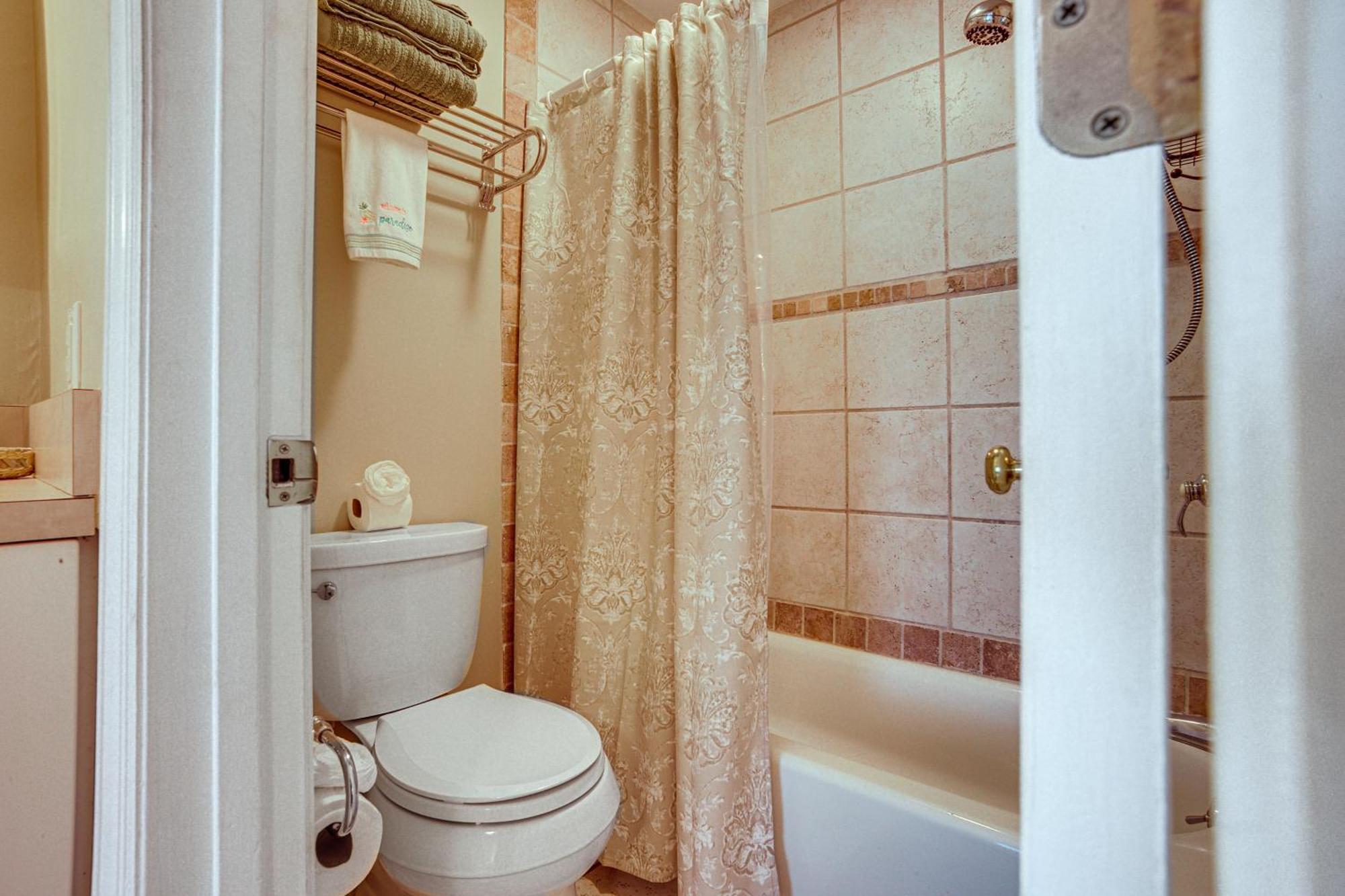Harbor Island Condo With Deck - Steps To Beach! Oceanmarsh Subdivision Экстерьер фото